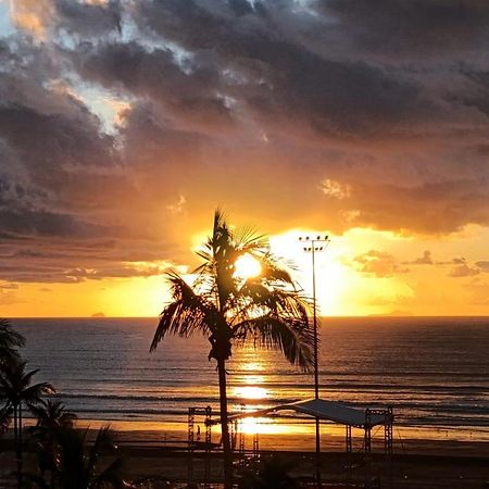 Apartamento Peruibe Pe Na Areia!!! Екстер'єр фото